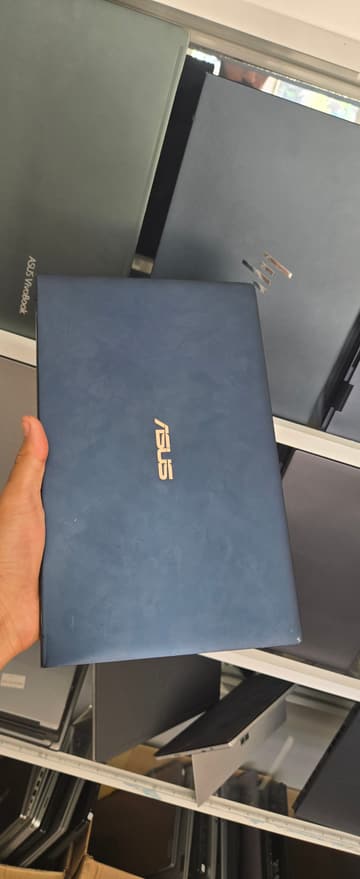 ASUSTeK COMPUTER INC. ZenBook UX334FLC_UX334FL - I7-10510U - 8GB - 256 - 13" (tactile), 6" (tactile) - GeForce MX250