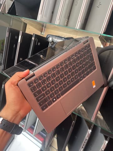 Dell Inc. Latitude 3340 - I5-1335U - 8GB - 256 - 13" (tactile)