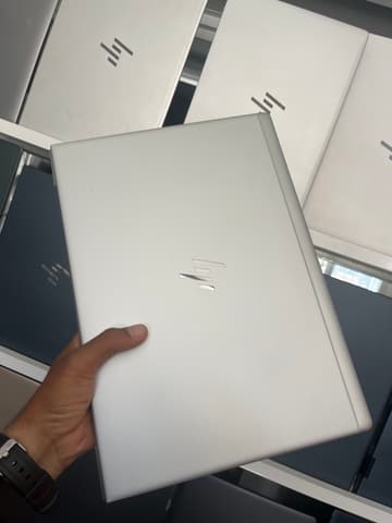 HP HP EliteBook 840 G6 - I7-8565U - 8GB - 256 - 14"