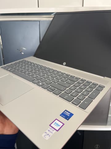 HP HP Pavilion Laptop 16-af0xxx - Intel Core Ultra 7 155U - 16GB - 512 - 16"
