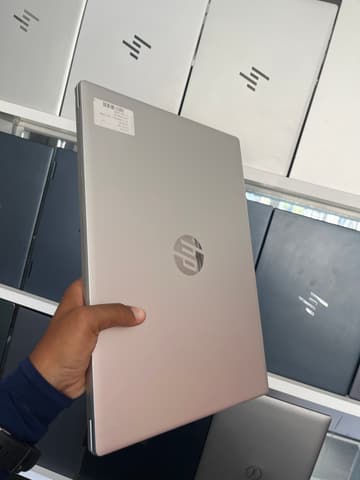HP HP Pavilion Laptop 16-af0xxx - Intel Core Ultra 7 155U - 16GB - 512 - 16"