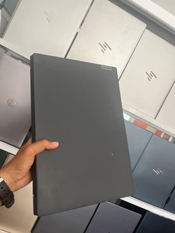 LENOVO IdeaPad 3 15IGL05 - Intel Pentium Silver N5030 @ 1.10GHz - 4GB - 128 - 15"