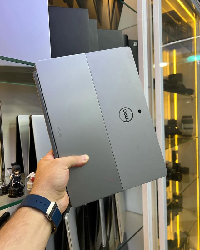 Dell Inc. Latitude 7210 2-in-1 - I5-10310U - 16GB - 256 - 12" (tactile) - 1920x1280 FHD+
