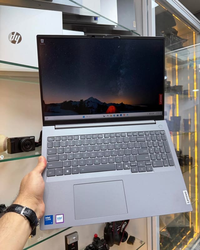 LENOVO ThinkBook 16 G7 IML - Intel Core Ultra 7 155H - 16GB - 512 - 16"