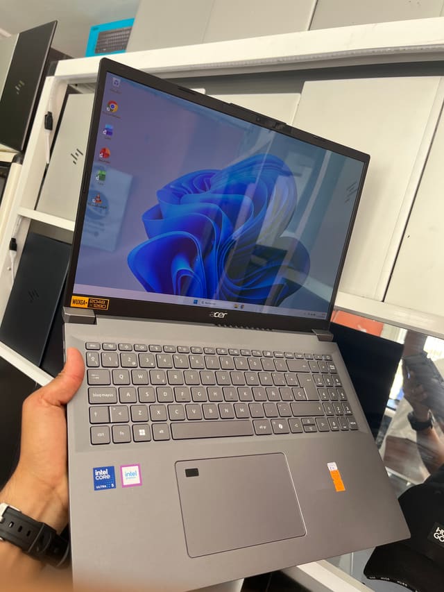 Acer Aspire A16-71M OLED 2K - Intel Core Ultra 5 115U - 16GB - 512 - 16" - 2048x1280 2K+ (120Hz)