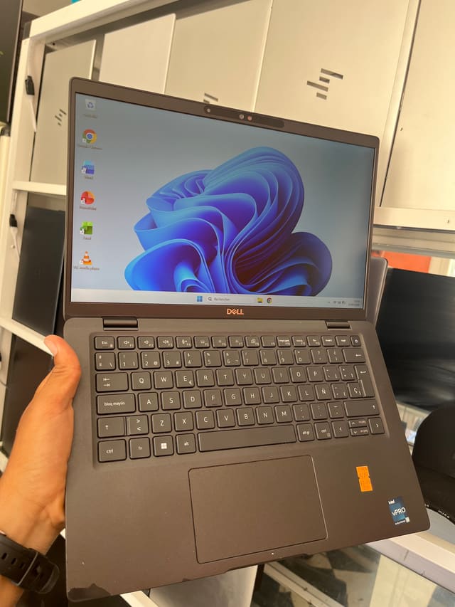 Dell Inc. Latitude 7430 - I5-1245U - 16GB - 256 - 14"