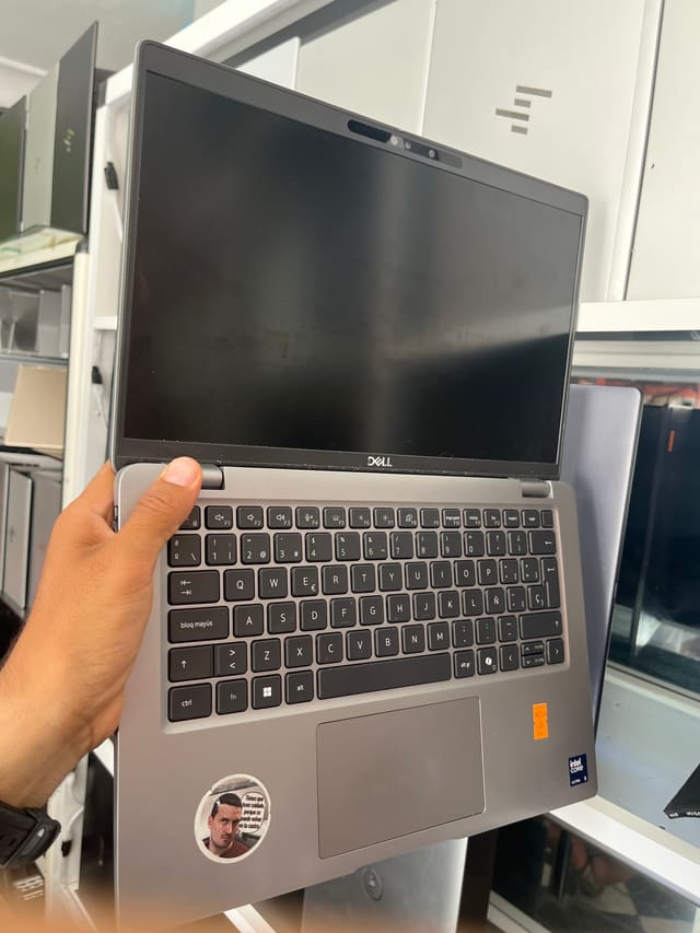 Dell Inc. Precision 3490 - Intel Core Ultra 5 125U - 16GB - 512 - 14"