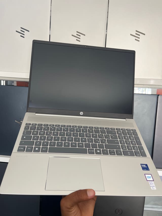 HP HP Pavilion Laptop 16-af0xxx - Intel Core Ultra 7 155U - 16GB - 512 - 16"