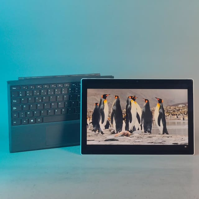 Microsoft Corporation Surface Pro 7+ - I5-1135G7 - 16GB - 256 - 12" (tactile) - 2736x1824 2.5K+