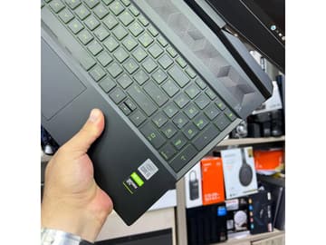 HP Pavilion Gaming Laptop 15-dk1xxx - I5-10300H - 8GB - 256 - 15"