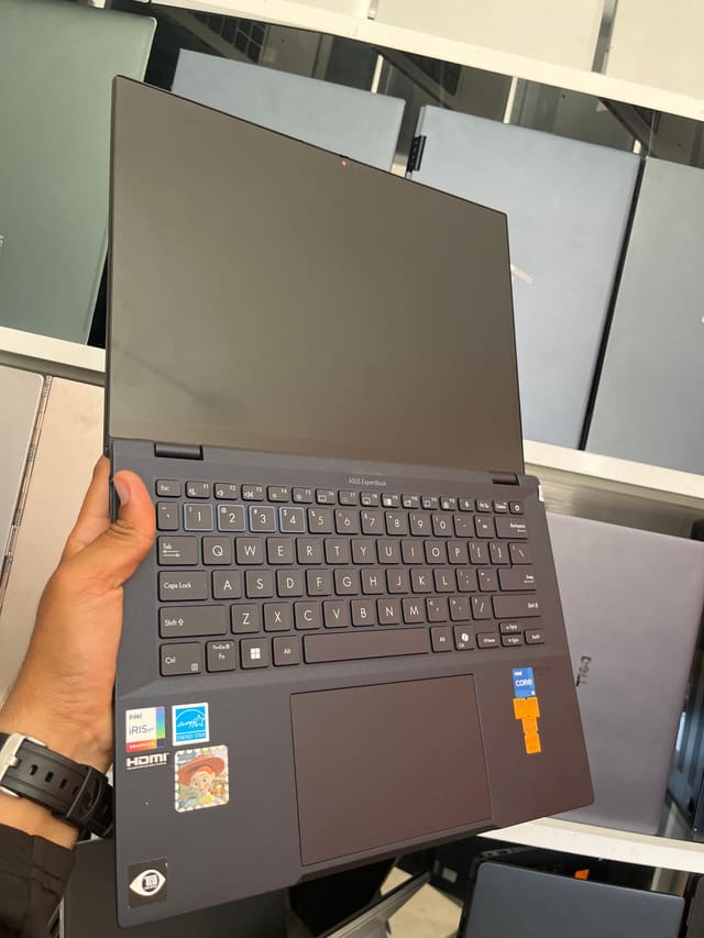 ASUSTeK COMPUTER INC. ASUS EXPERTBOOK B5404CVA_B5404CVA - I5-1335U - 16GB - 256 - 14" (tactile)