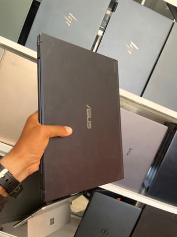 ASUSTeK COMPUTER INC. ASUS EXPERTBOOK B5404CVA_B5404CVA - I5-1335U - 16GB - 256 - 14" (tactile)