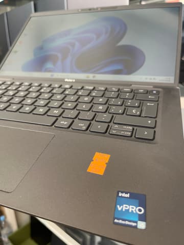 Dell Inc. Latitude 7430 - I5-1245U - 16GB - 256 - 14"