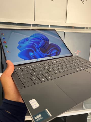 Dell Inc. Latitude 9450 2-in-1 - Intel Core Ultra 7 165U - 32GB - 512 - 14" (tactile) - 2560x1600 2.5K+