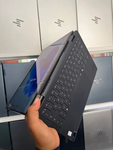 Dell Inc. Latitude 9450 2-in-1 - Intel Core Ultra 7 165U - 32GB - 512 - 14" (tactile) - 2560x1600 2.5K+