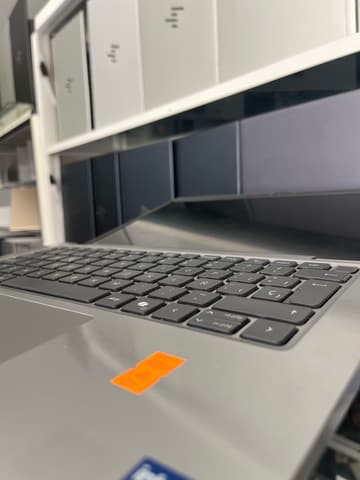 Dell Inc. Precision 3490 - Intel Core Ultra 5 125U - 16GB - 512 - 14"