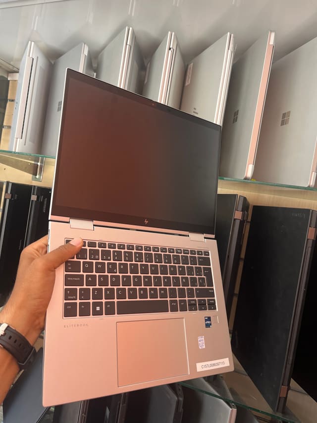 HP HP Elite x360 1040 14 inch G10 2-in-1 Notebook PC - I5-1345U - 16GB - 512 - 14" (tactile)