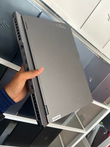 LENOVO Legion 5 15ARH7H - Ryzen 5 6600H - 16GB - 512 - 15" - GeForce RTX 3060 Laptop GPU