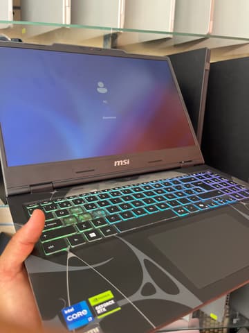 Micro-Star International Co., Ltd. Cyborg 15 B13WFKG - I7-13620H - 32GB - 1024 - 15" - GeForce RTX 5060 Laptop GPU