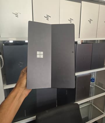 Microsoft Corporation Surface Pro 9 - I7-1255U - 16GB - 256 - 13" (tactile) - 2880x1920 2.8K+