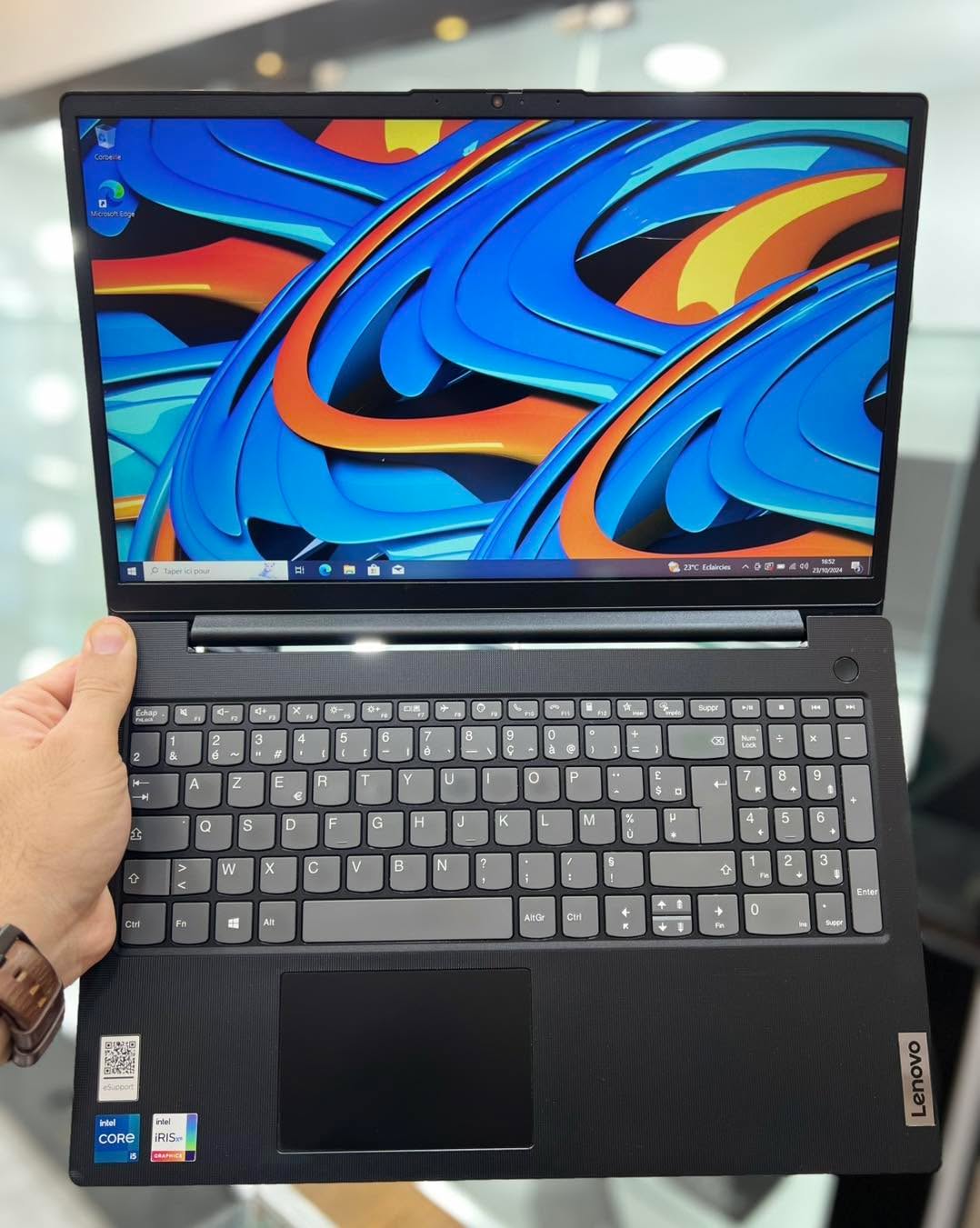 LENOVO V15 G2 IJL - Intel Celeron N4500 @ 1.10GHz - 8GB - 256 - 15"