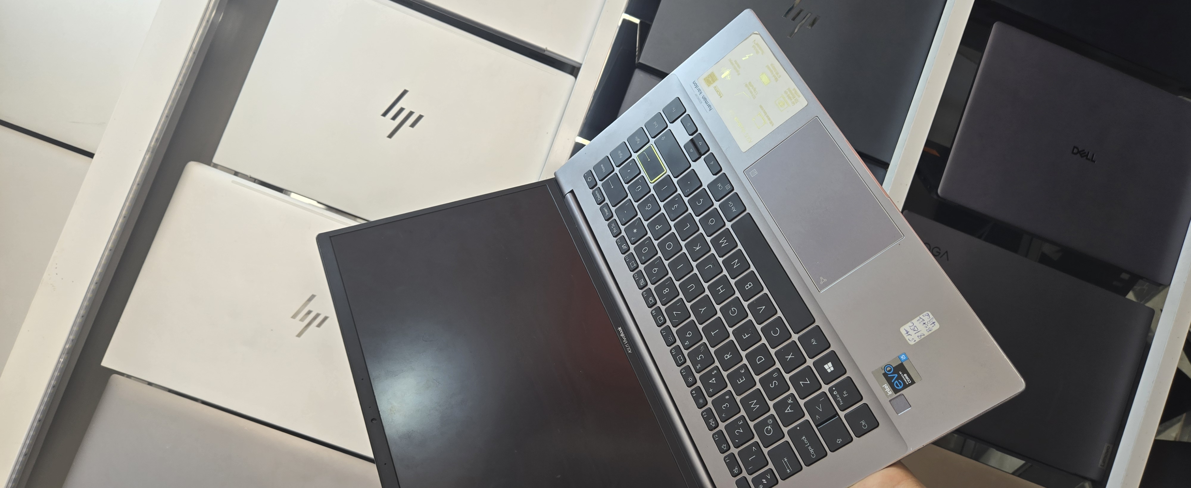 ASUSTeK COMPUTER INC. VivoBook_ASUSLaptop X435EA_S435EA - I5-1135G7 - 8GB - 256 - 14"