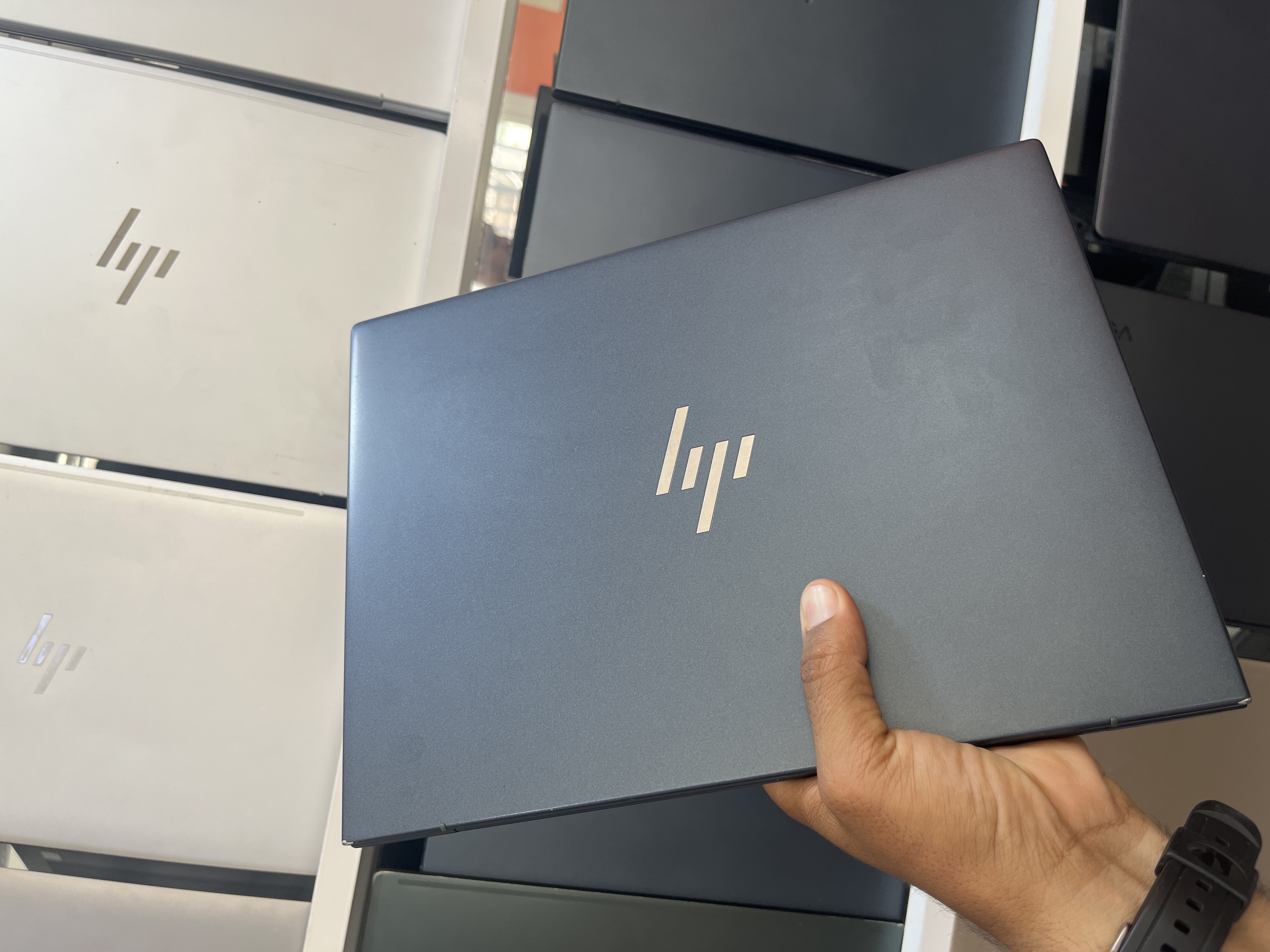 HP HP Elite Dragonfly 13.5 inch G3 Notebook PC - I5-1245U - 16GB - 1024 - 14" (tactile) - 1920x1280 FHD+
